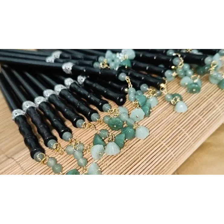 Handmade hide the sword Hairpin Self-Defense hidden weapons Hairpin Send Gift Box Hairpin Black Bamb