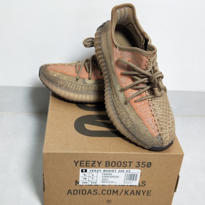 Sepatu Sneakers YEEZY BOOST 350 V2 PREMIUM QUALITY 1:1 FZ5240