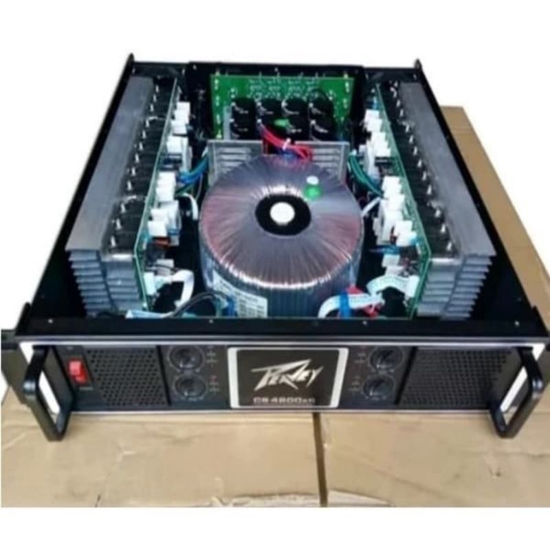 power Amplifier 4 channel PEAVEY CS4800 CS 4800
