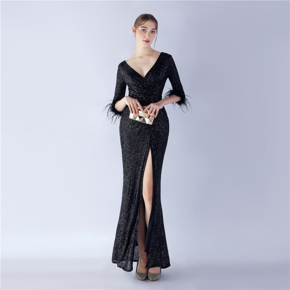Gaun Malam Lengan Panjang Payet Bulu Burung Unta