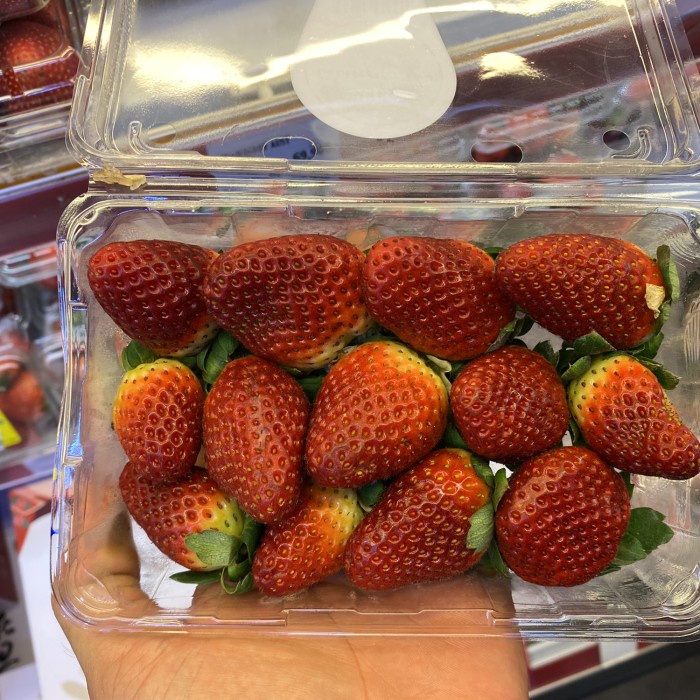 Promo strawberry australia fresh | strawberry australia pack 250grm