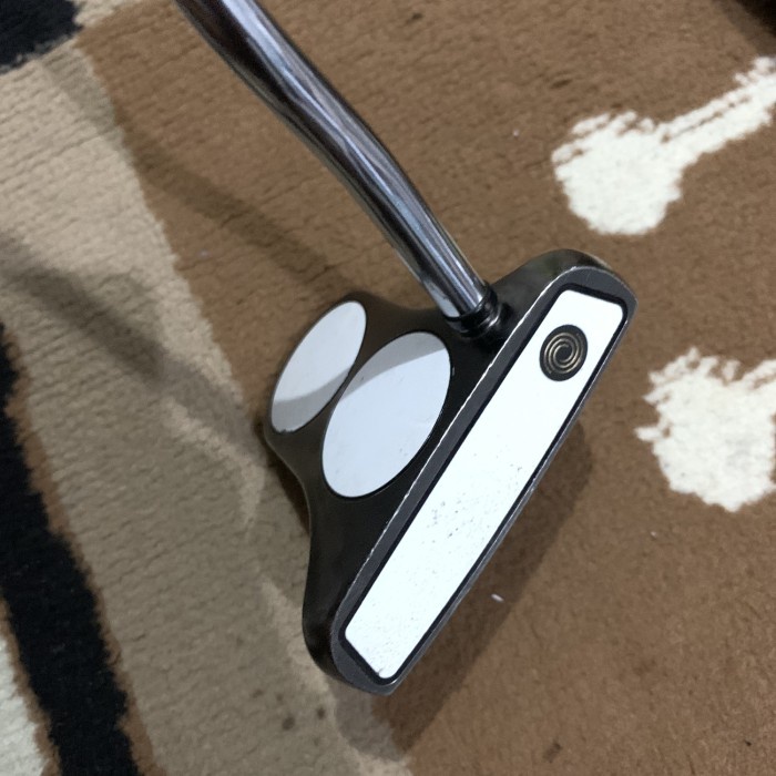 putter odyssey 2 ball