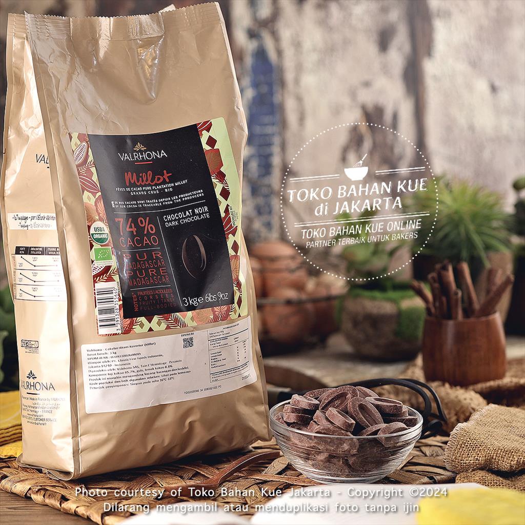 

Valrhona MILLOT 74% 100gr Dark Chocolate Couverture Single Origin Organic Premium