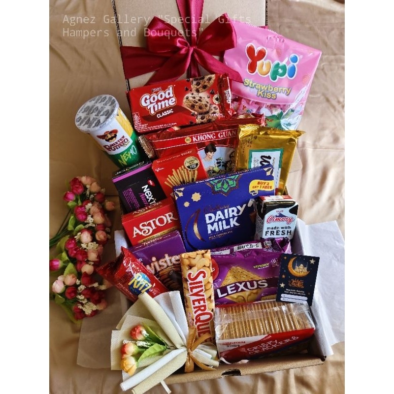 

Hampers Parcel Lebaran Idul Fitri Murah Souvenir Kado Ultah Wisuda /Parcel Lebaran / Hampers Lebaran / Hampers Ulang Tahun / Hanpers Natal / Hampers Coklat