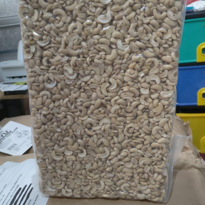 

New Produk CASHEW SPLIT / KACANG MEDE BELAH 2 / METE / MENTE MENTAH- 1 KG - 250 Gram