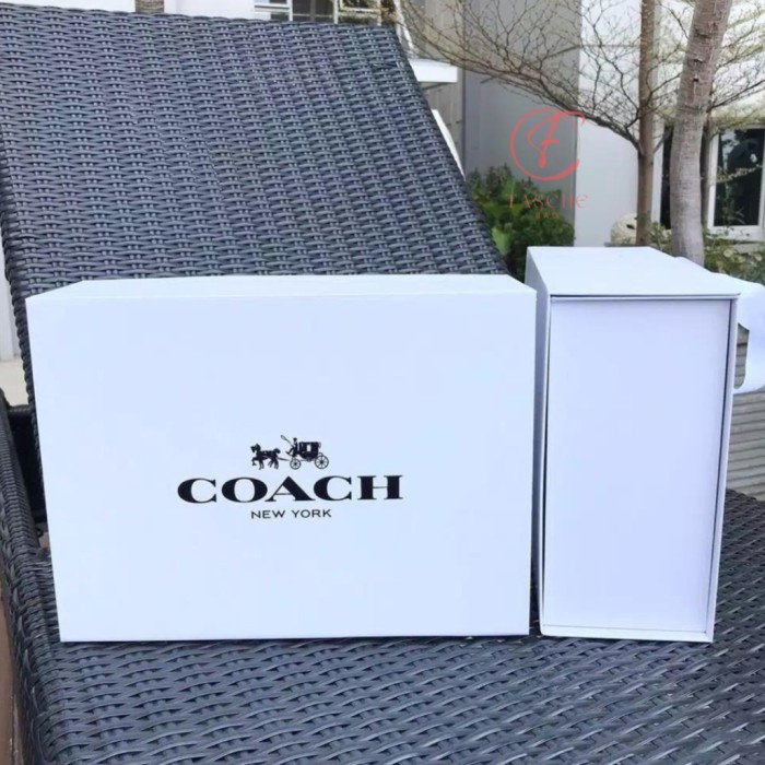 

CARTON BOX COACH GIFT BOX BOX GIFT / BOX MAGNET