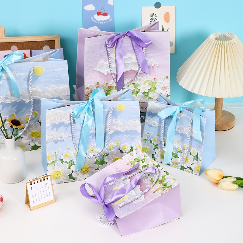 

(HOCANPARTY) PAPER BAG PAPERBAG SOUVENIR TAS KADO PESTA ULANG TAHUN GODDIE BAG GIFT BOX HAMPERS MODEL PRINTING PLUS PITA