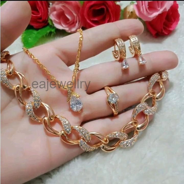 Perhiasan emas 1 set simple model baru mewah elegan aksesoris perempan