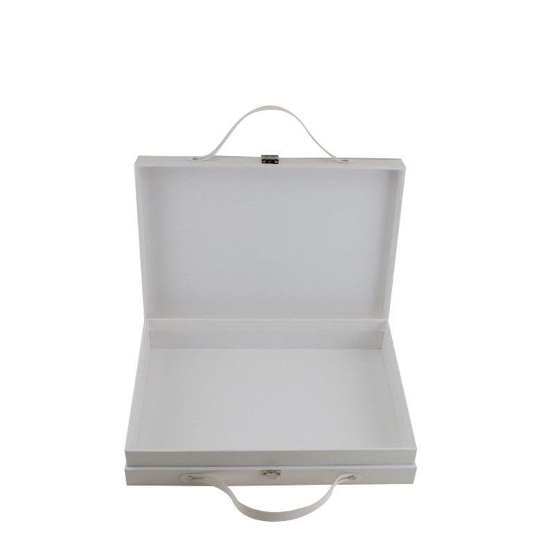 

China Packaging Company Custom Mini Gable Party Box With Handle,Cardboard Material Packaging Boxes ---A10349