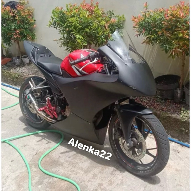 BUNTUT BODY BALAP CBR K45G - K45N / BODY BALAP CBR 150 FACELIFT (HANYA BAGIAN BUNTUT BELAKANG)( TIDA