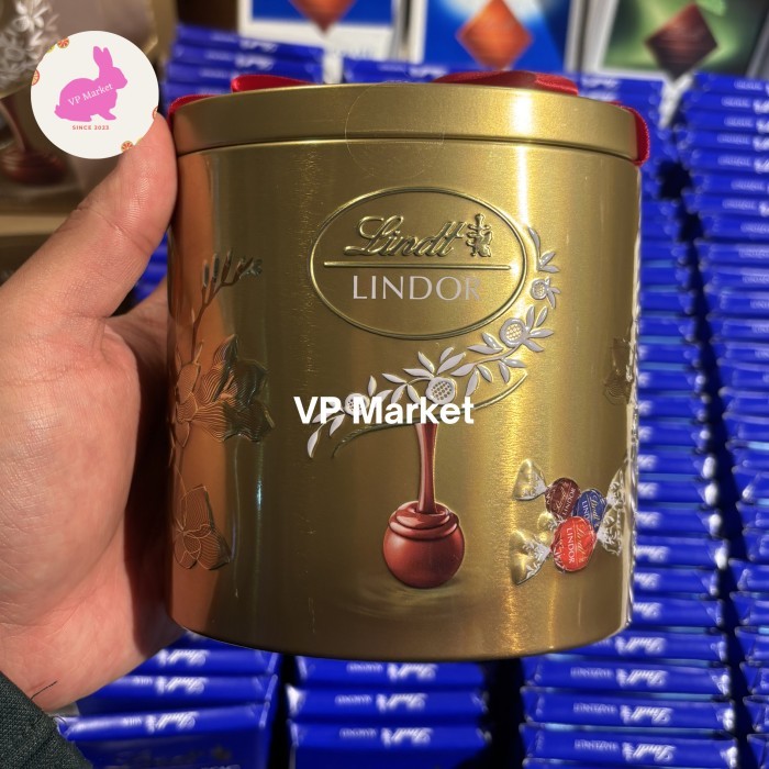 

Coklat Lindt Oval Assorted Tin 250g | Coklat Natal | Hadiah Christmast