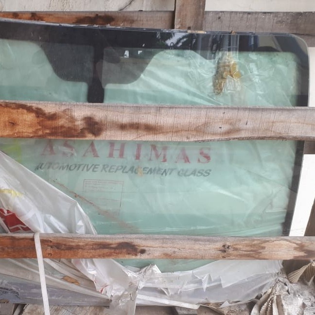 Kaca Depan Asahimas Nissan Grand Livina 2008