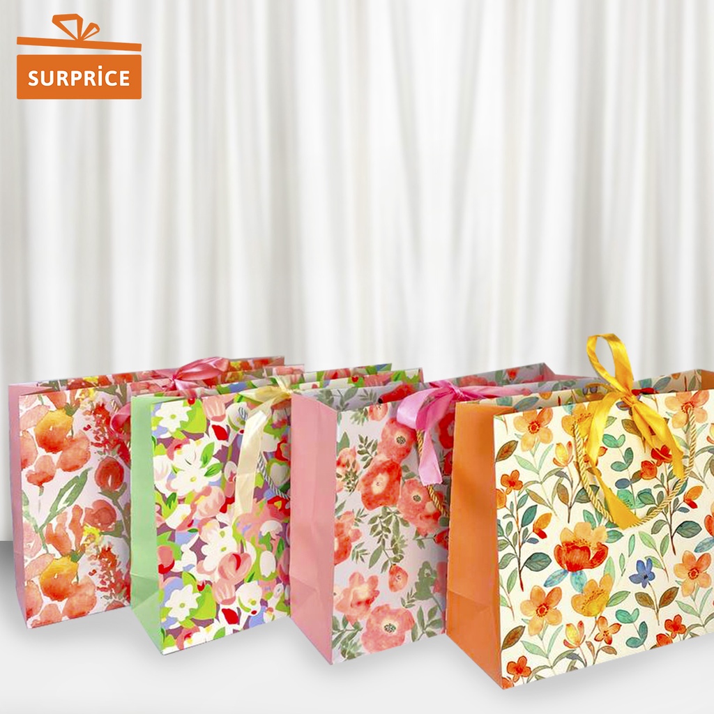 

Surprice Paperbag Tali Motif Flower 32x26x11cm / Tas Kado Lucu / Goodie Bag