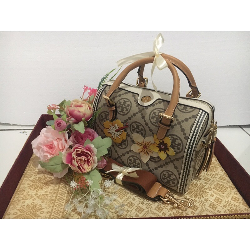 Box Hias Seserahan | Kotak Hantaran Akrilik free hiasan  bunga