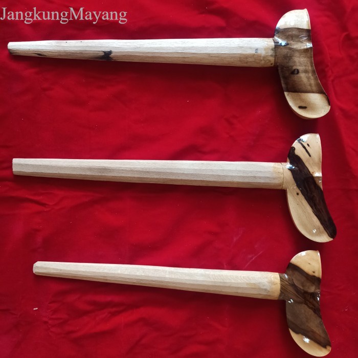 

Warangka Kayu Timo 7 antik