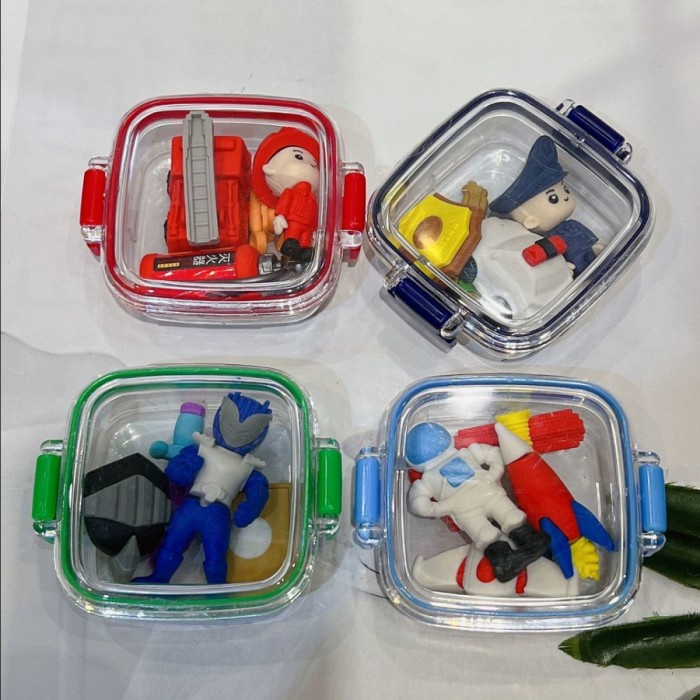 

Penghapus Superhero Set Box / Eraser Karet Mainan Kotak Aksesoris Mini Alat Sekolah