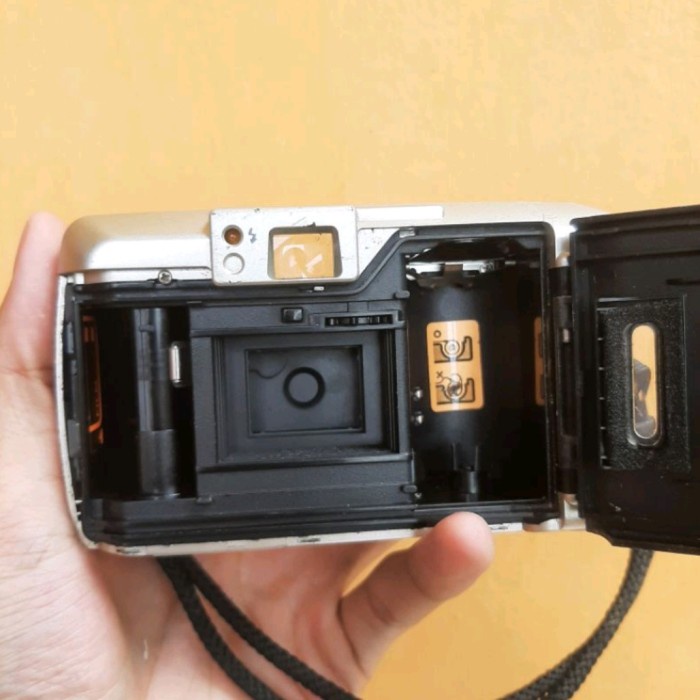 Terlaris ✨-Kamera Analog Olympus Trip 500 Japan