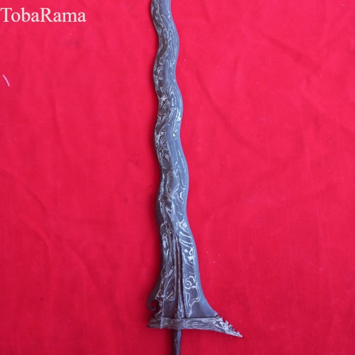 

Keris J antik