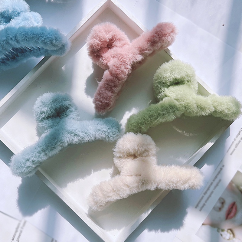 Jepitan Rambut Bulu Lembut Korea Soft Pastel / Jedai Jepit Aksesoris Wanita Import Hairpin Halus