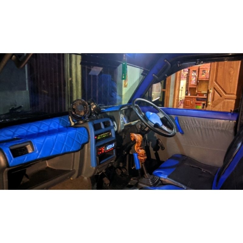 Alas Dashboard kulit mitsubishi T120 SS motif wajik