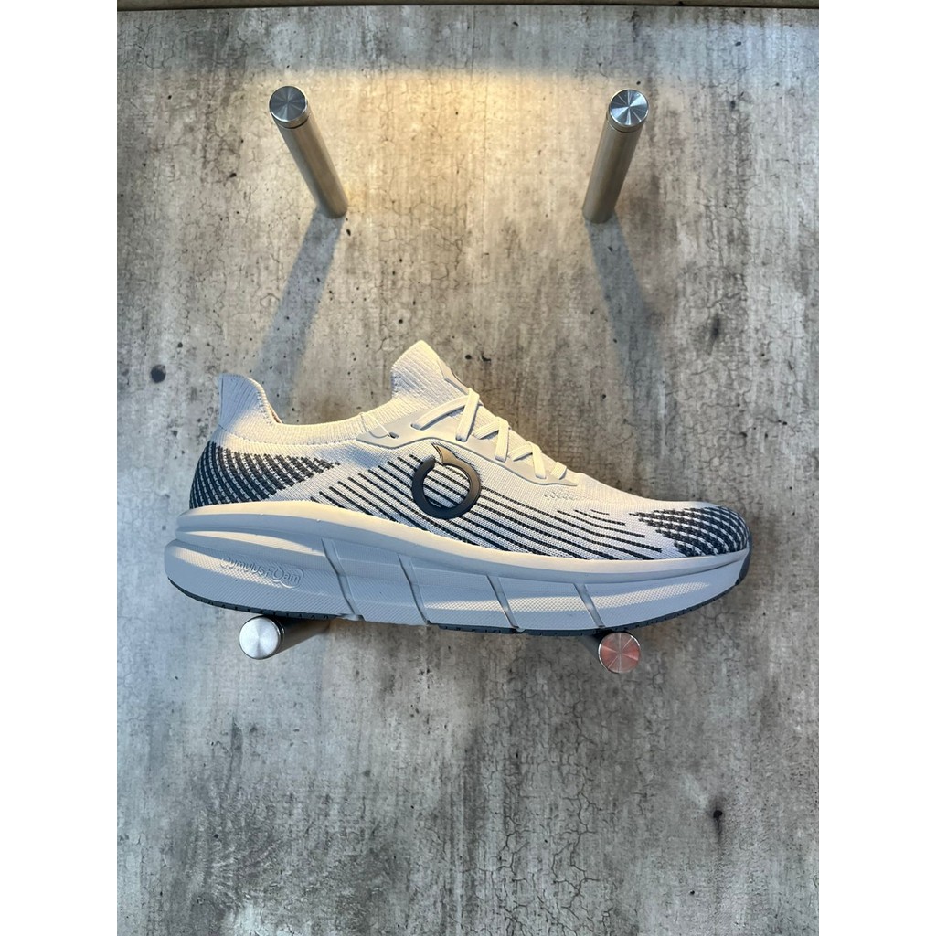 ORTUSEIGHT SEPATU RUNNING BRISTOL 1.2 ASH GREY