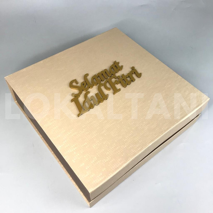 

TP Box Kue 4 Toples 500gr Lebaran/Kotak Hardbox Kue Kering