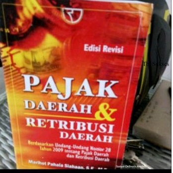 Buku pajak daerah dan retribusi daerah