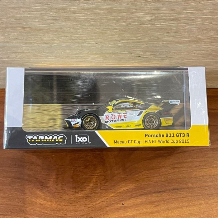 TARMAC PORSCHE 911 GT3 R MACAU GT CUP LAURENS VANTHOOR LP27