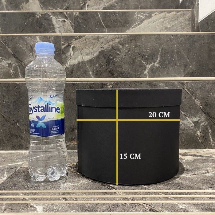 

Bloom Box Flower Bulat Round / Kotak Bunga Kotak Kado - Cream, 15 X 15 Cm