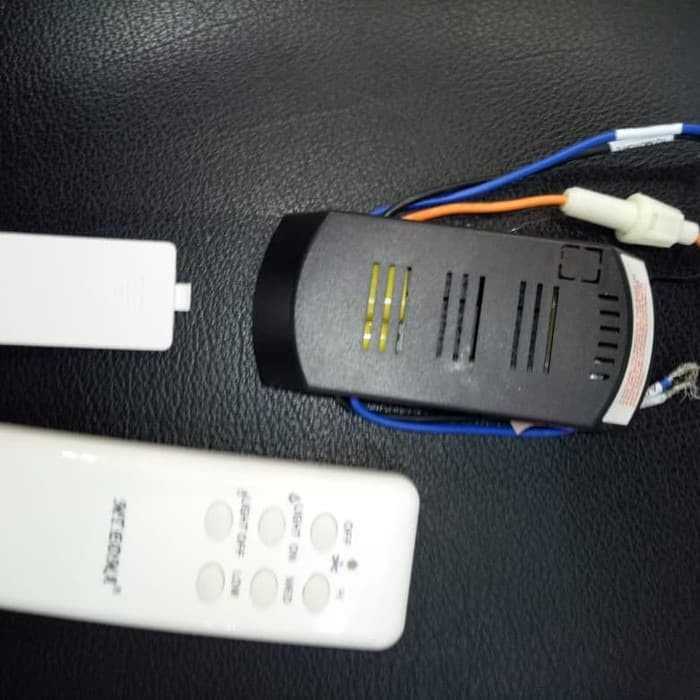 RECEIVER DAN REMOTE UNTUK KIPAS ANGIN GANTUNG PLAFON MT EDMA