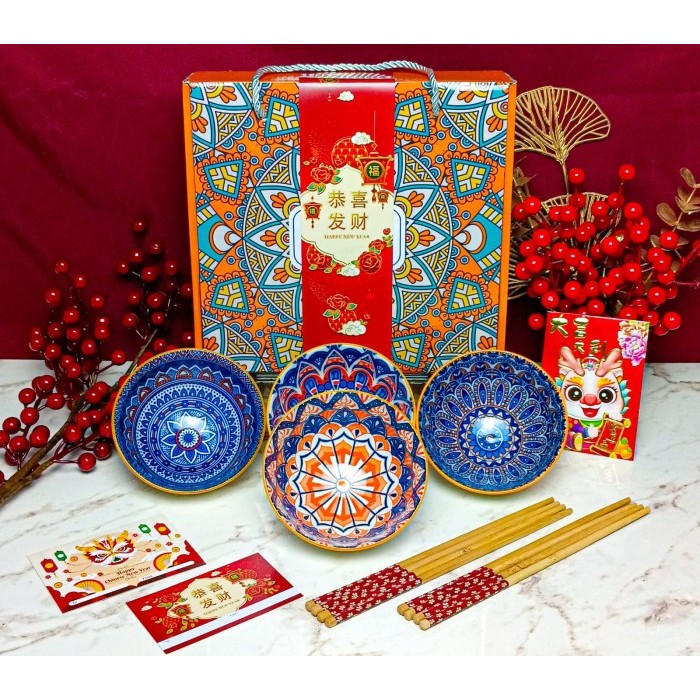 

( HAMPERS CHINESE NEW YEAR ) Imlek Set Mangkok Piring set premium/Kado - Bohemia 4 Bowl