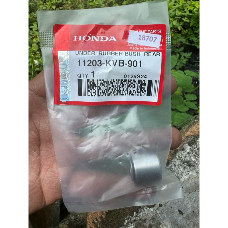 karet bosh dudukan shock belakang beat, vario, scoopy, pcx, adv Original AHM