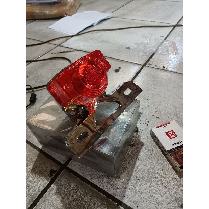 STOPLAMP CB TAKEGAWA (RIDEIT )LAMPU BELAKANG GL100 /CB