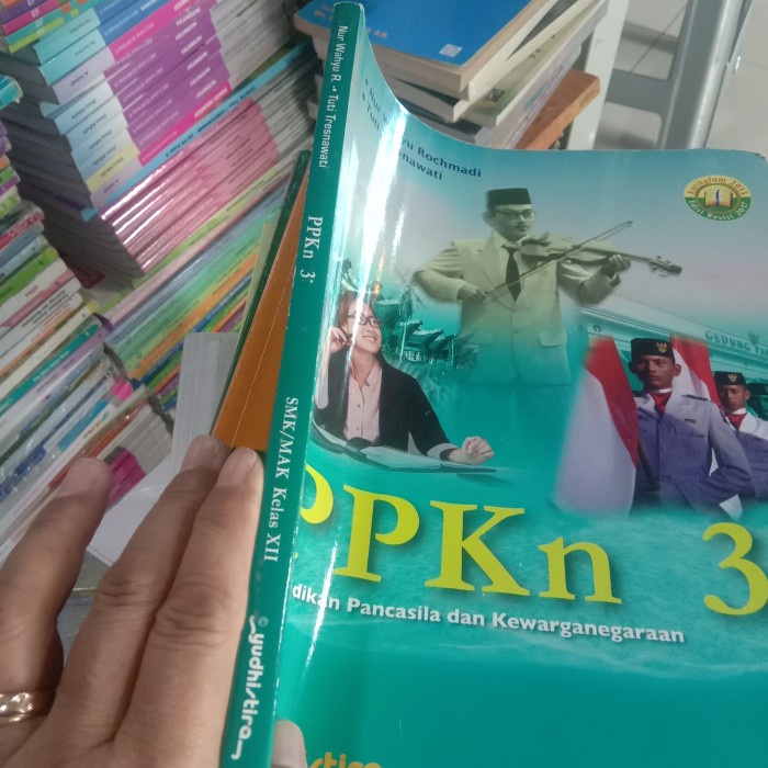 Terlaris ✨ - Buku PPKn SMK/MAK kelas XII yudhistira revisi