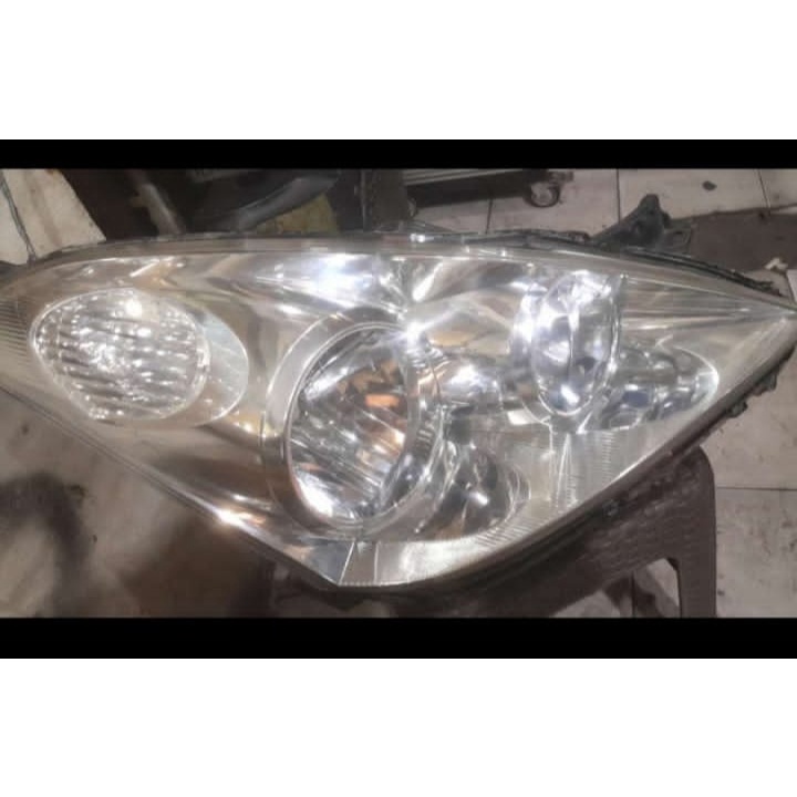 Headlamp lampu depan toyota wish 2002 2003 2004