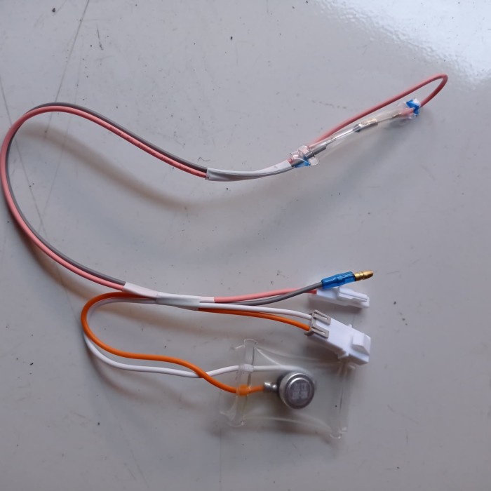 BPT09 defros pius toshiba kulkas KWALITAS SPAREPART ELEKTRO KULKAS MESIN CUCI AC DLL