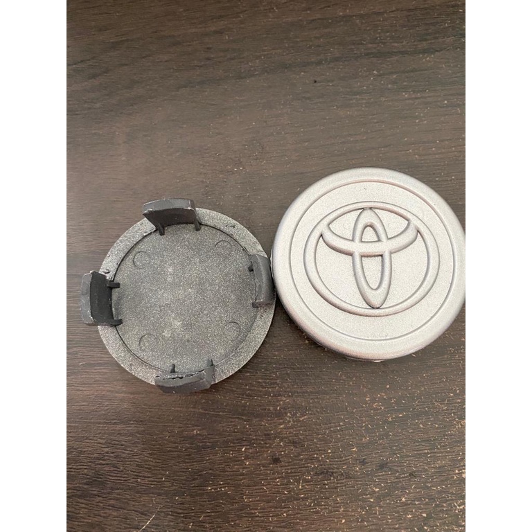 Tutup Velg Dop Roda INNOVA 2005-2015