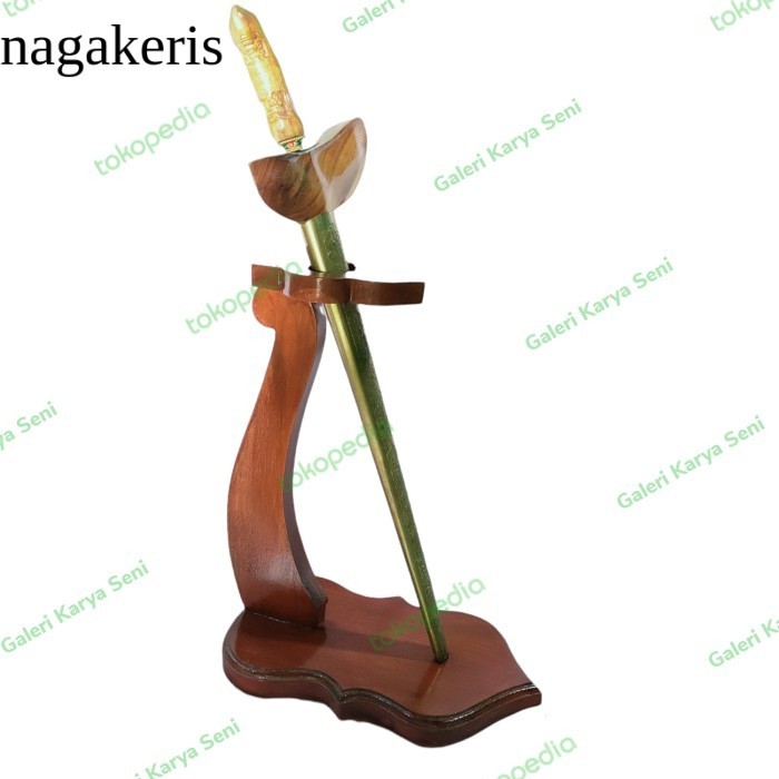 

Stand Jagrak Keris Isi 1 Model Minimalis Kayu Jati Plitur Coklat termurah