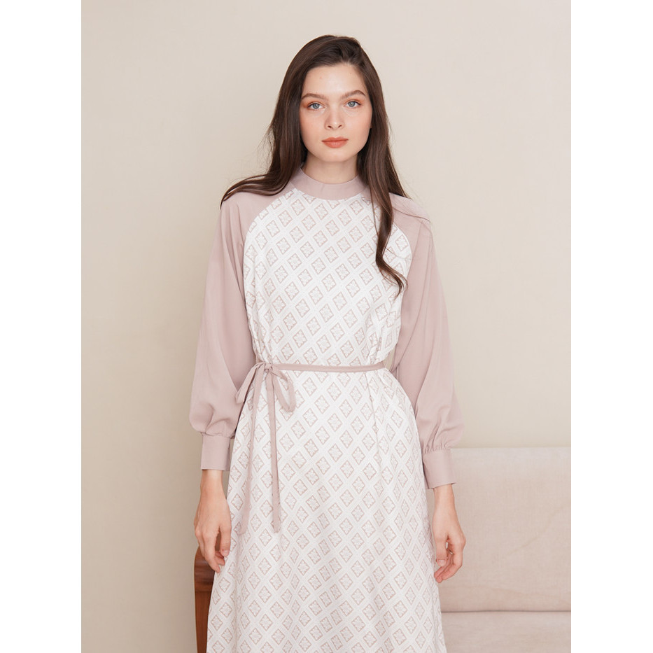 [HOT NEW] VALINO LADIES Gamis Lengan Puff Bermotif Off-White Wanita - D-CDEK06-P5