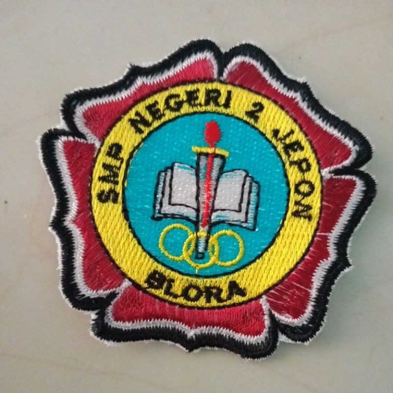 Bordir Bordir Logo Costum ( Sekolah, Daerah, Club dll )