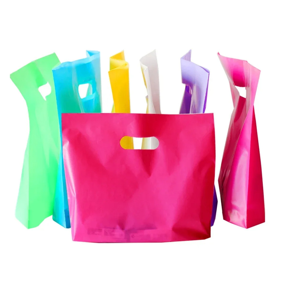 

50PCS Wholesale Color Beauty Plastic Shopping Bags with Handle Personal General Clothes Gift Packaging Bag Convenient Pouch