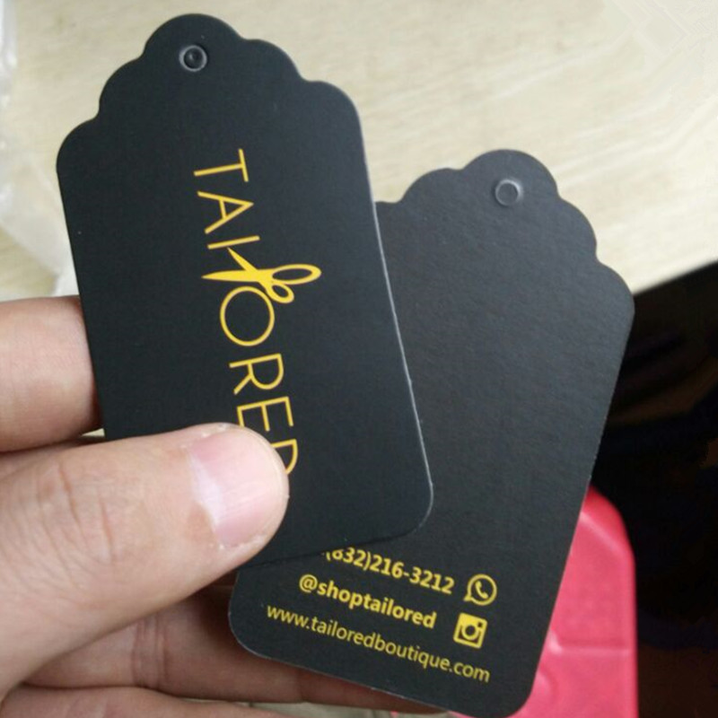 

500pcs Custom 400g Coated Black scallop paper tags 4.5 * 8 cm cartoon print price swing tag