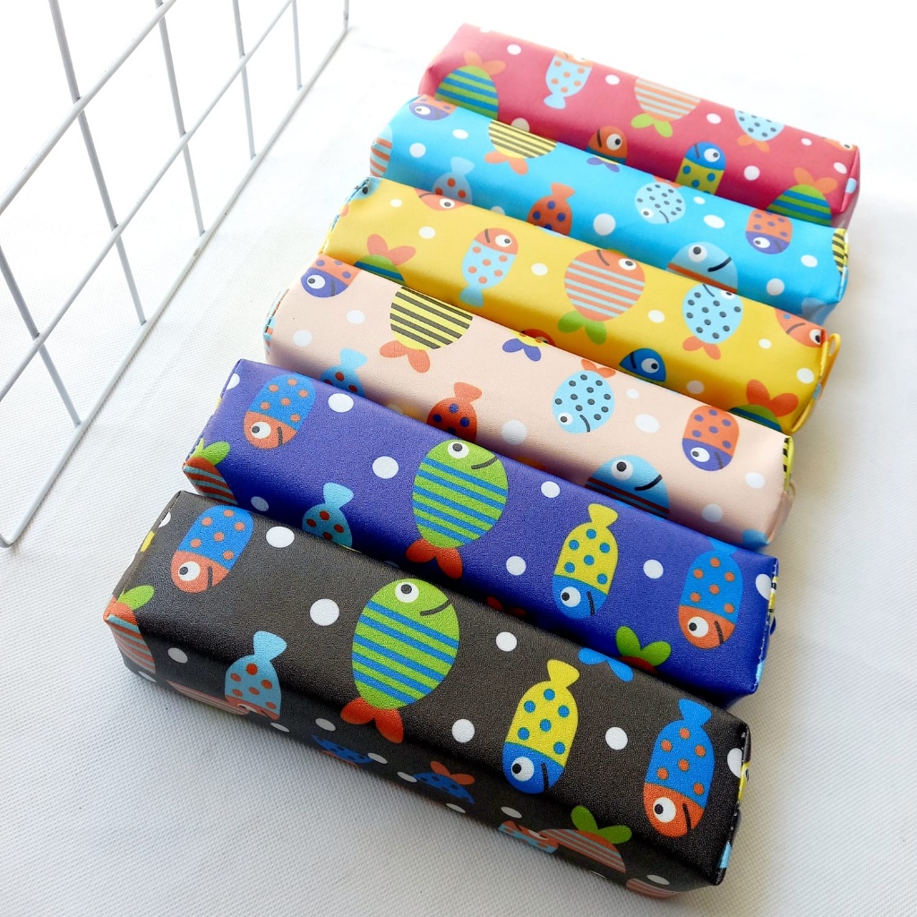 

Ecer Tempat Pensil Motif Karakter Ikan Lucu Unik ZIpper Bag Kotak Pensil