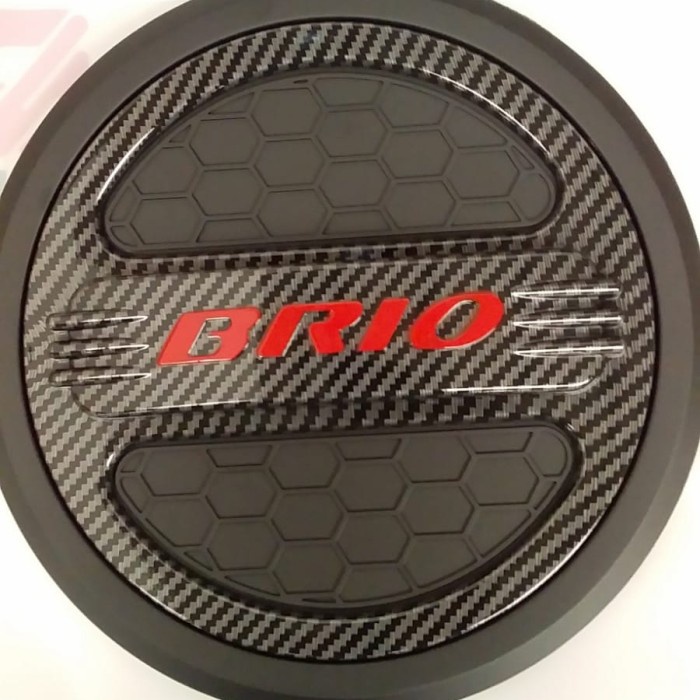 Tank cover carbon luxury Brio lama. Aksesoris mobil