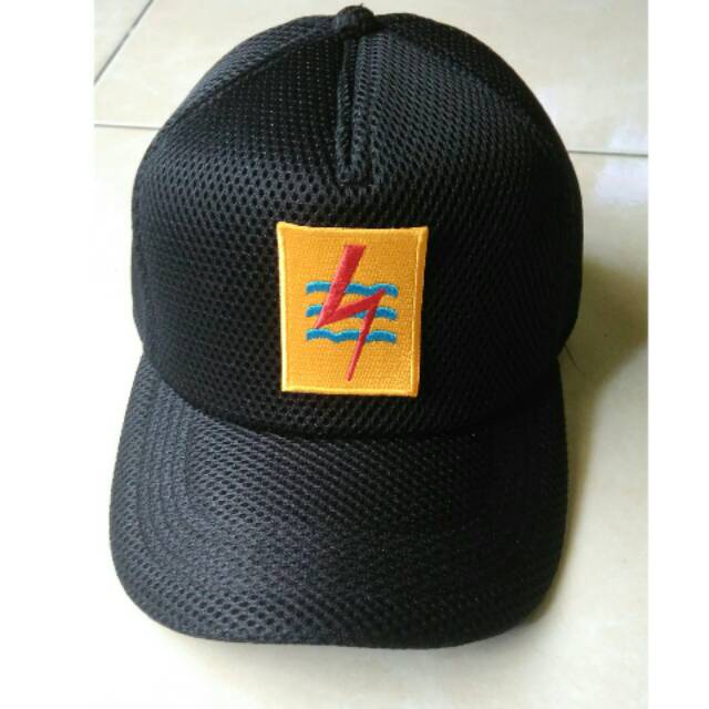 Topi logo PLN bahan jaring