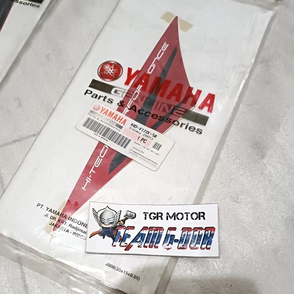 striping sticker stiker polet cover kaper body bodi belakang kiri bawah ori original yamaha 44d xeon