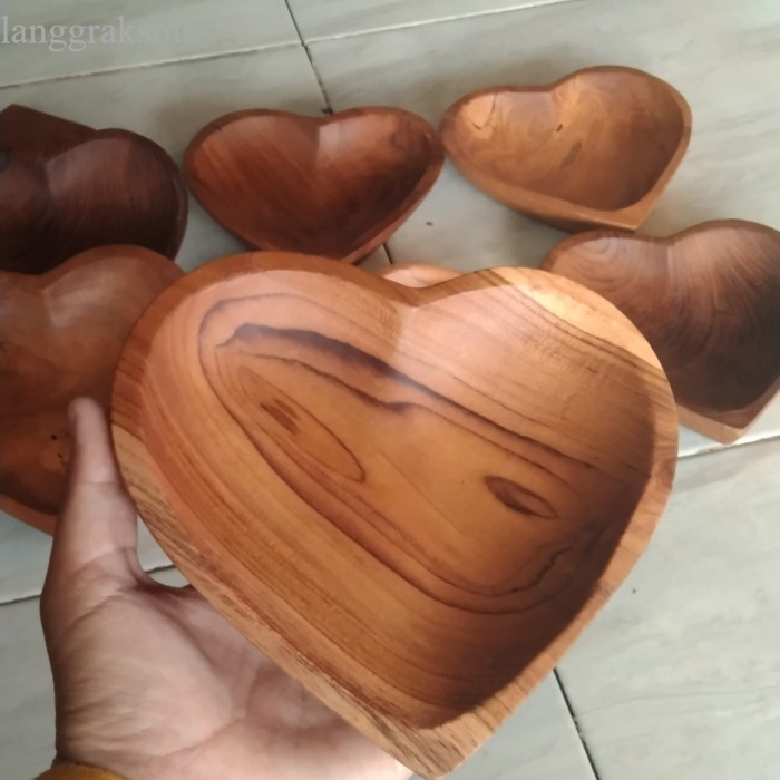 

terlaris Mangkok Love/ Piring Love / Tempat serbaguna Kayu Jati Bentuk Love - Love Mahoni