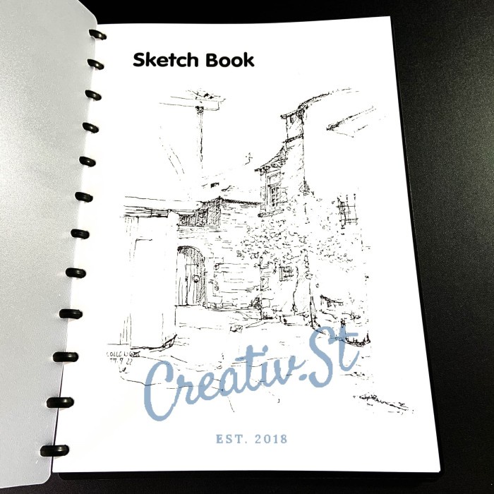

Sketchbook Lyra A4 Buku Gambar