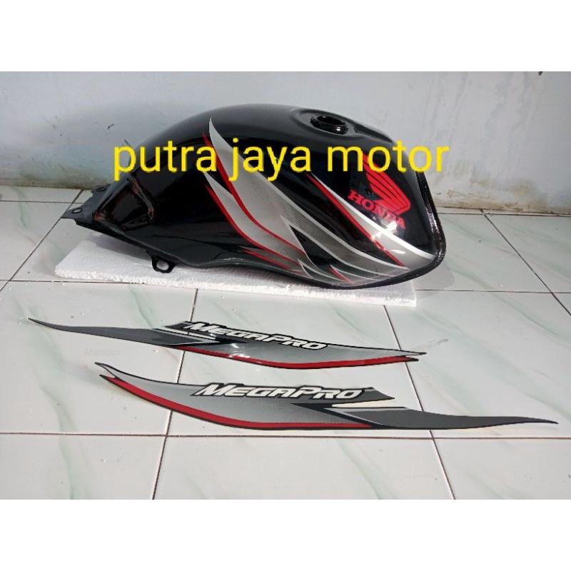 [COD] tangki Megapro Primus tahun 2008 warna hitam.biru.merah.kuning