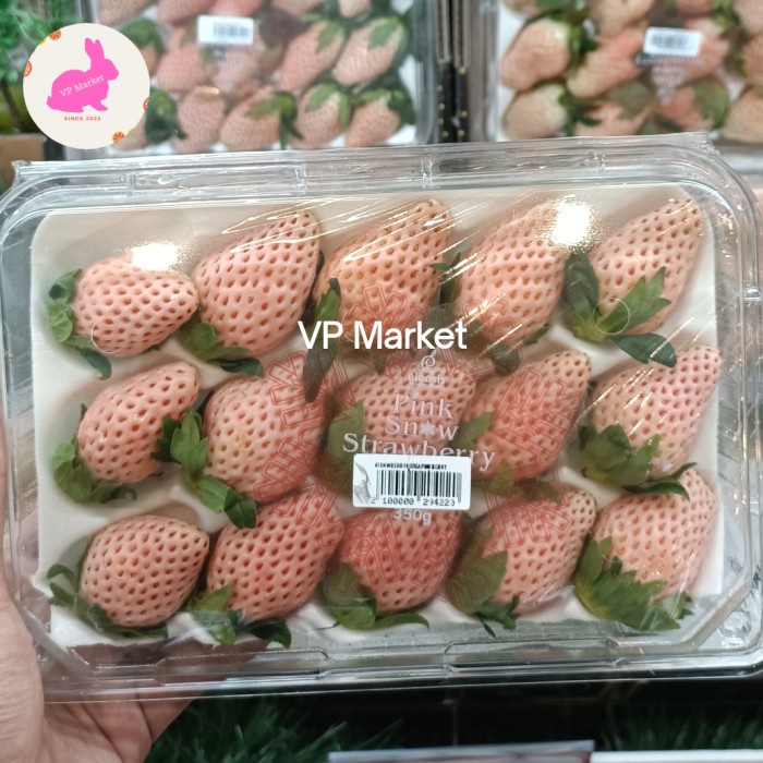 

Strawberry Korea Pink Snow Berry | Buah Stoberi Salju 350g | Pack